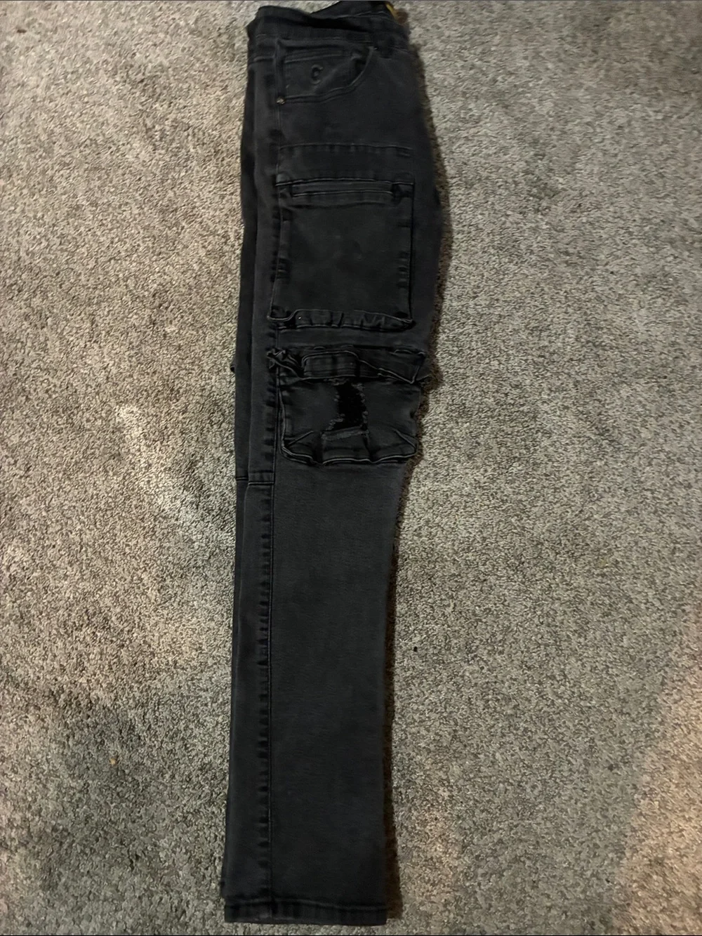 Men's Black Skinny Distressed Cargo Jeans